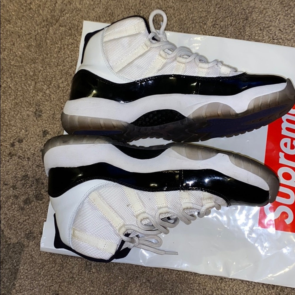 Retro 11 Concords - Picture 2 of 4